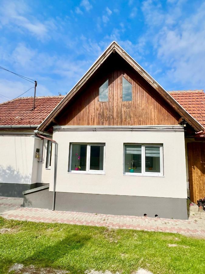 Silver House Rasnov Exterior foto